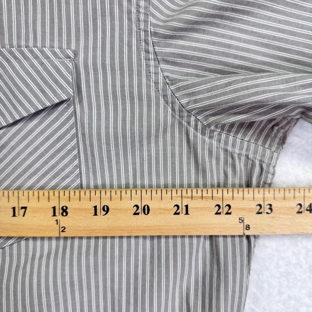 Banana Republic  Mens L Tall Gray Pinstripe Button Down Shirt Long Sleeve Pocket